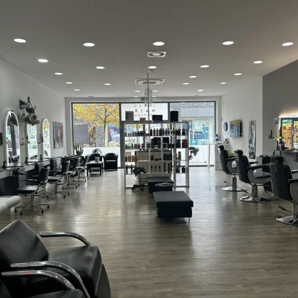 W_Back_to_Front_View